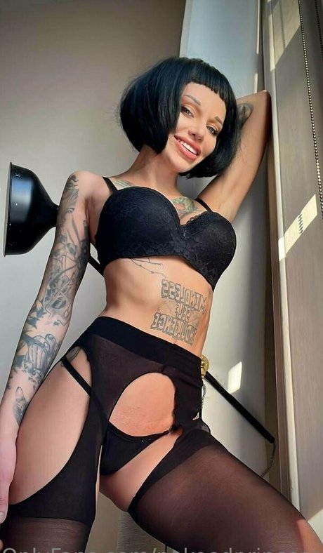 nakeedprincesss free actress picture