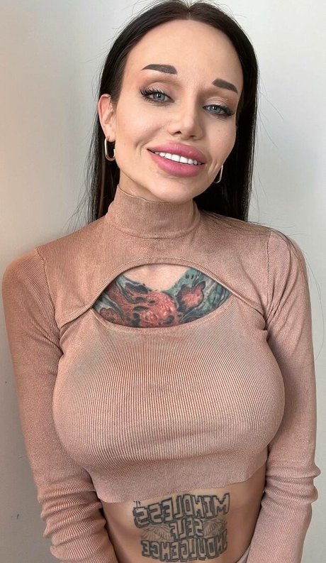 nakeedprincesss pornstar photos