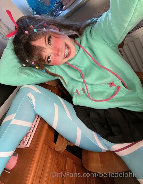 Belle Delphine art model photo