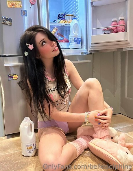 Belle Delphine adult model gallery