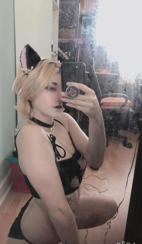 Gremlinbxtch hot model photos