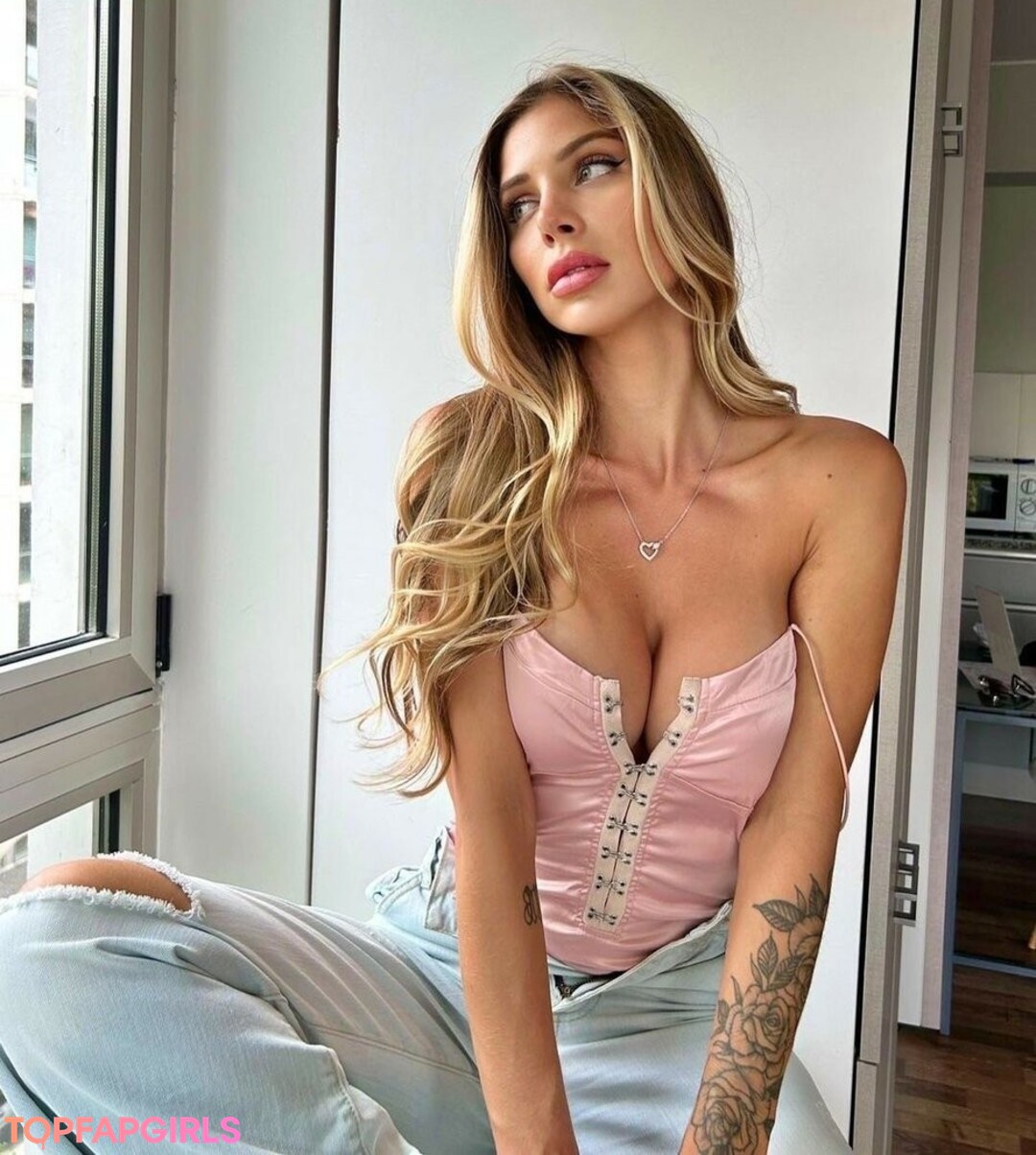 Romina Malaspina star nude image