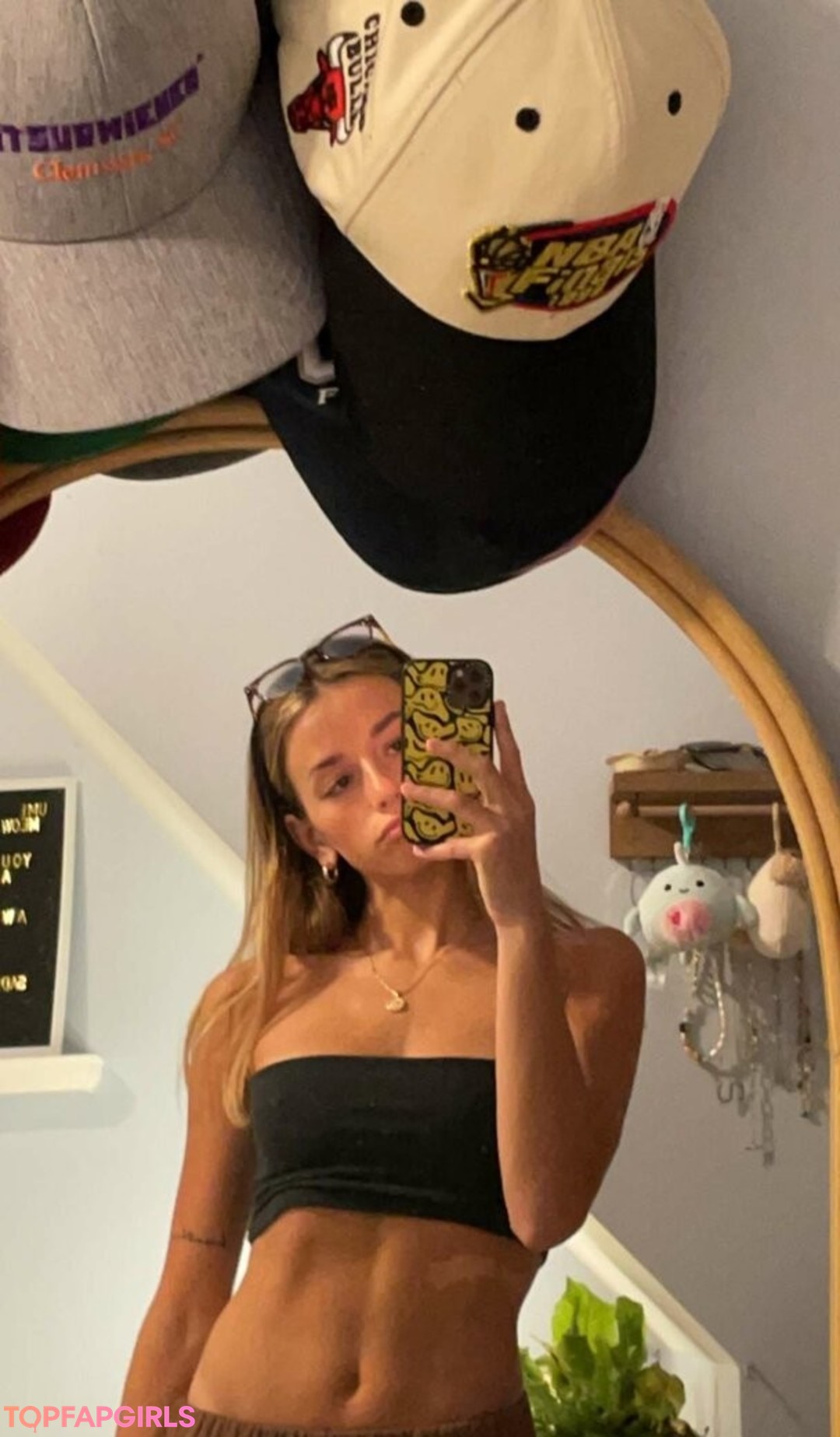 hairy vagina onlyfans hot pictures