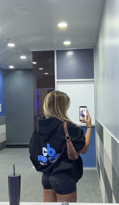 lesbian feet onlyfans hd images