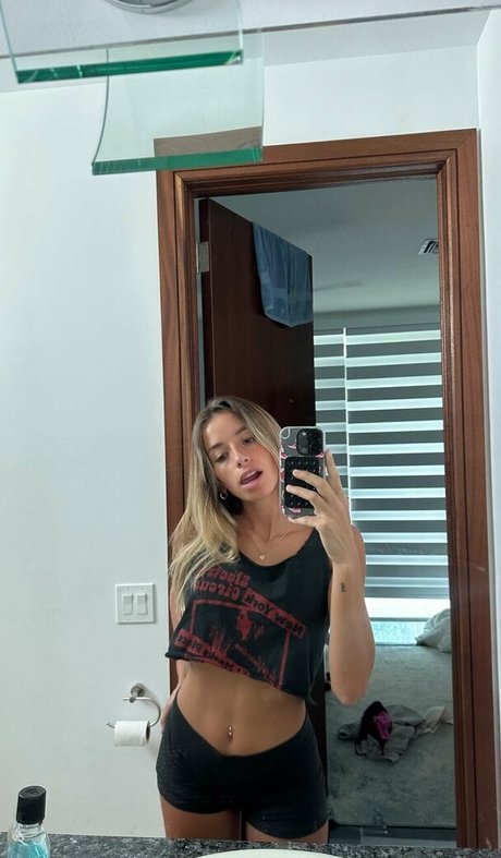 girl next door onlyfans free naked image