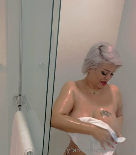 Myralachula naked pornstar images