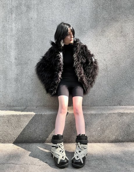 jerking onlyfans top image