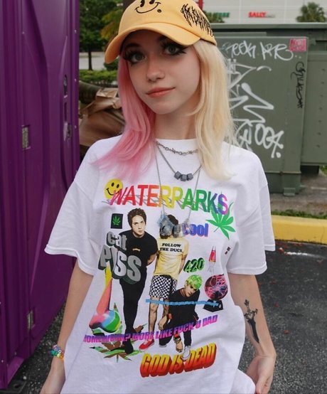 Iluvmeww perfect pornstar picture