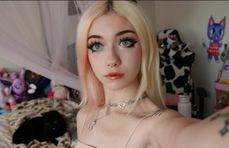 Iluvmeww hot pornstar pictures