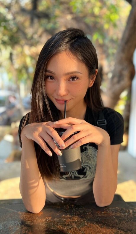 blonde cougar onlyfans porno pic