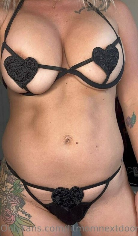 fitmomnextdoor best star image