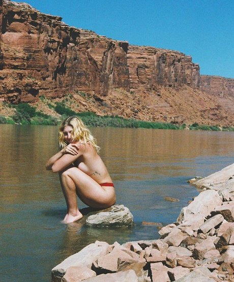 Willow Shields top actress image