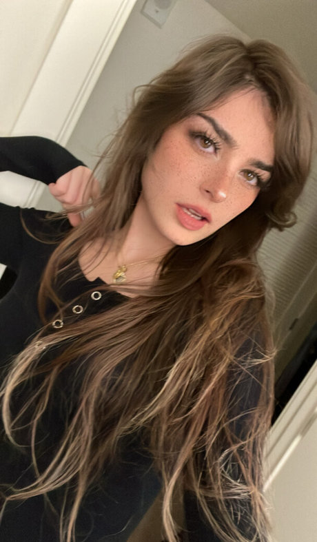 Aruuu porn actress galleries