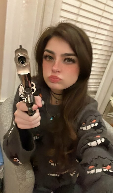 Aruuu hot star pictures