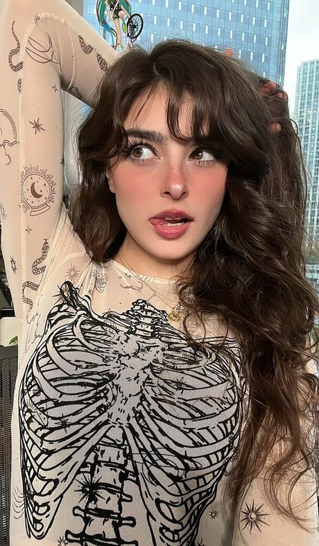 Aruuu nice actress img