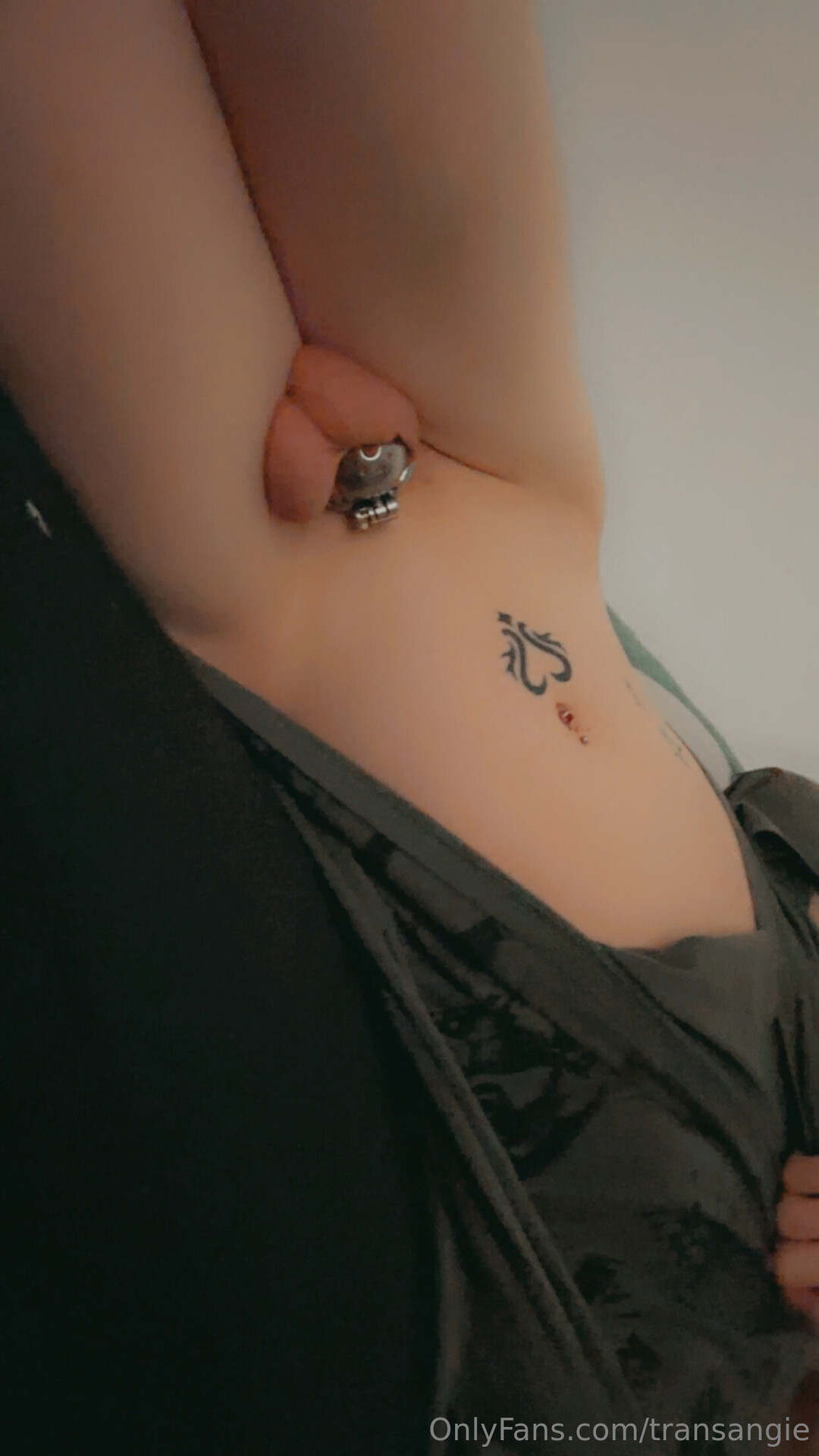 Transangie pornstar sex pic