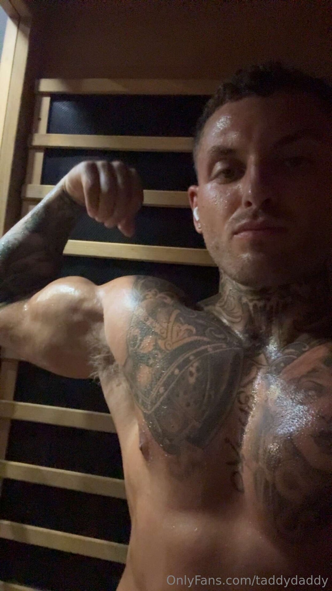 Taddydaddy star nude picture