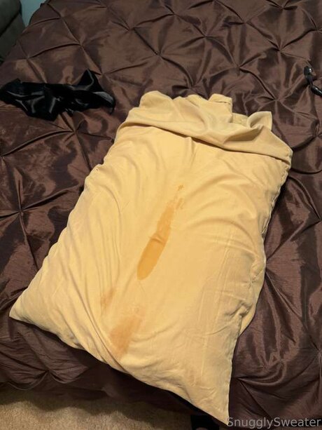 Snugglysweaterof model adult gallery