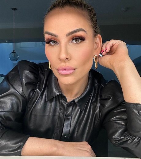 teen shemale onlyfans best photos