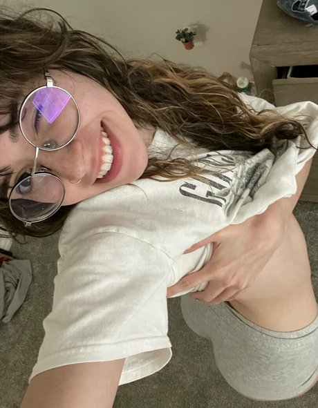 thick milf onlyfans free naked photos