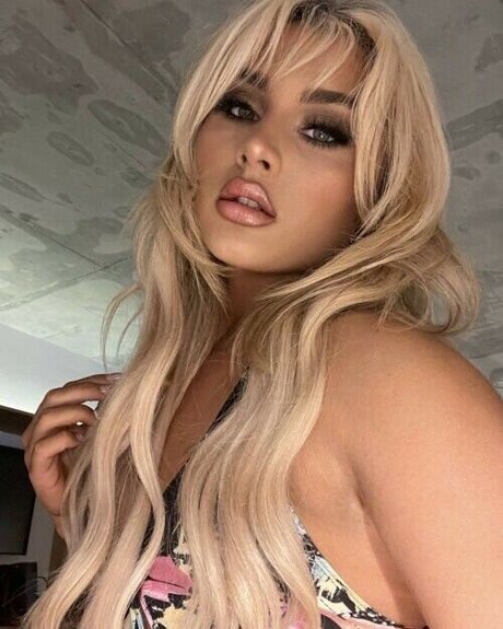 Tiffany Stratton top star images