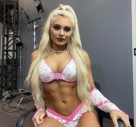 male porn star onlyfans sexy photo