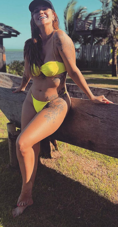 Marcela McGowan xxx actress pics