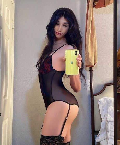 evanalexxx hot model photo