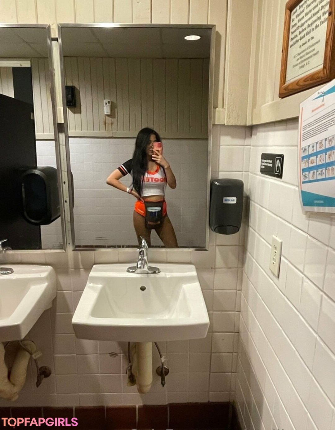 andiipoops exclusive actress image