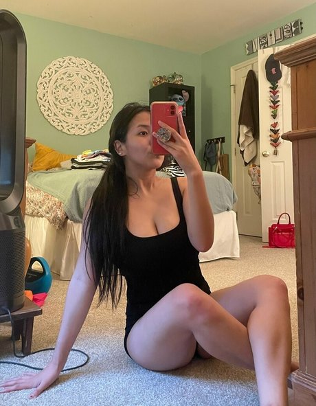 lesbian milf onlyfans hot naked photo