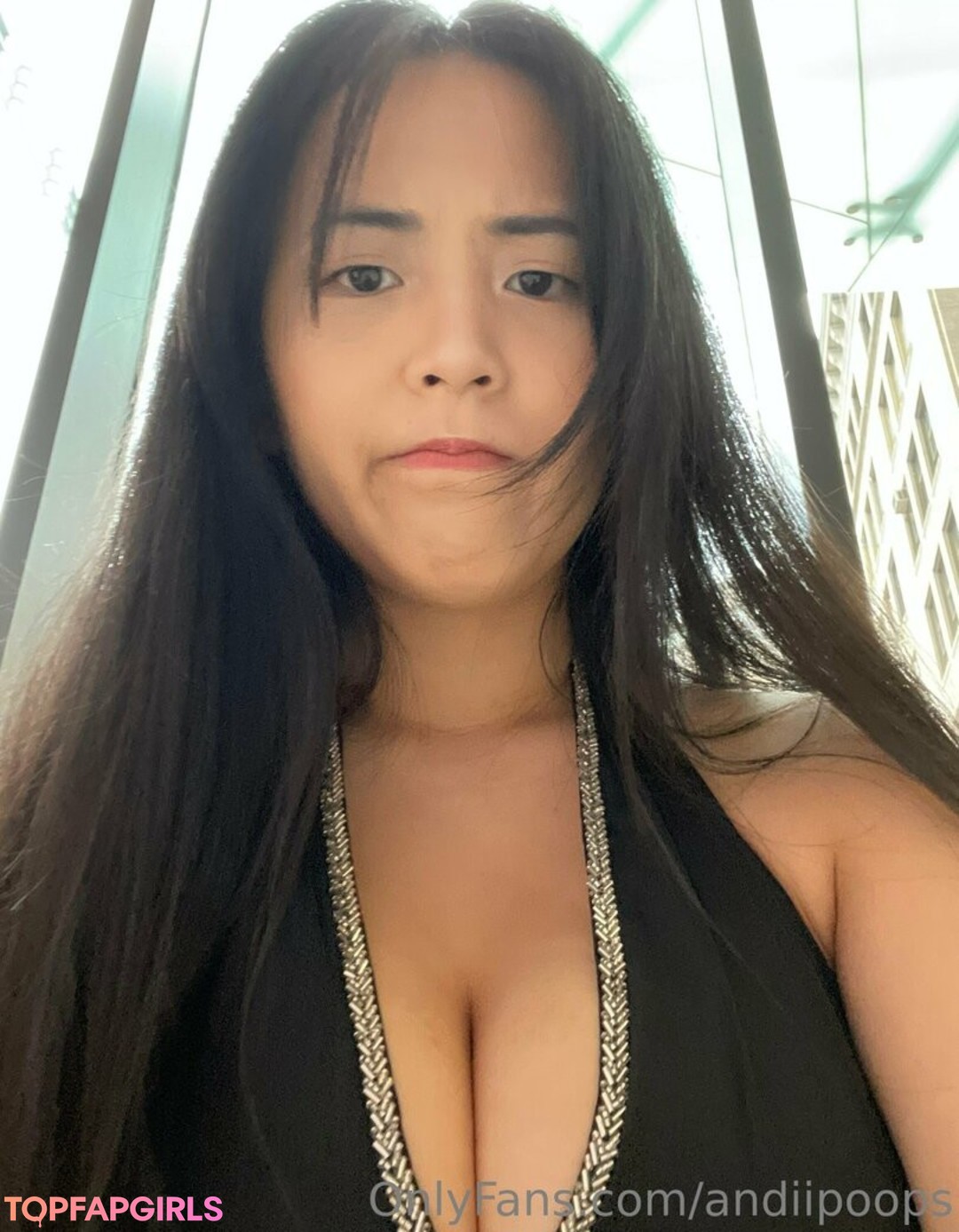 andiipoops erotic model pic