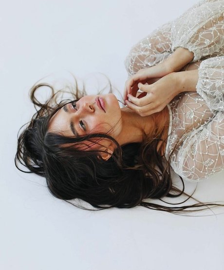 Ella Cervetto star beautiful image