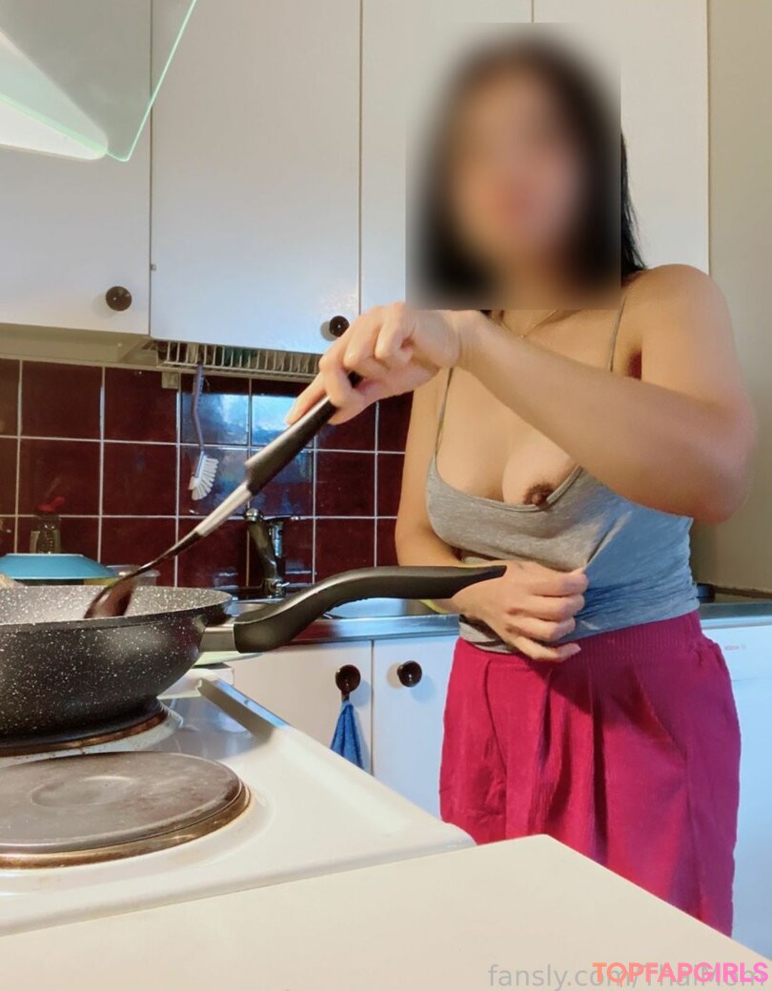 ThaiMom beautiful model pic