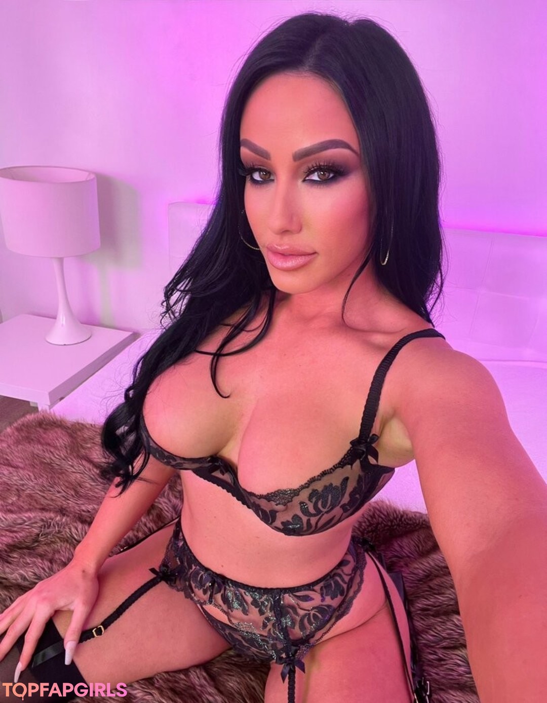mature slut onlyfans sexy nude photo