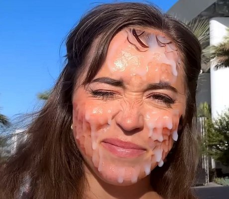 maya higa model nice pic