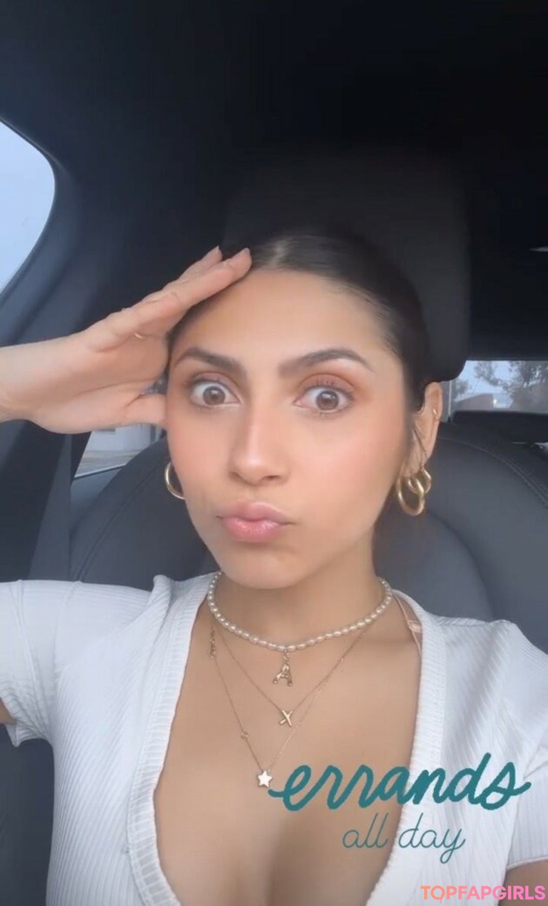 Alondra Delgado free actress pics