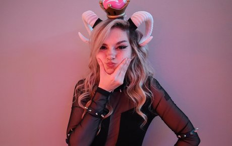 asian cowgirl onlyfans art porn gallery