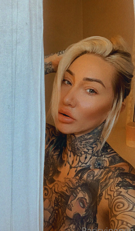 parisvipervip model adult picture