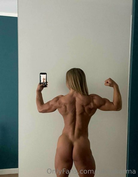 Nikita Karma model sexy photos