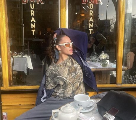 Luna Blaise xxx star photos