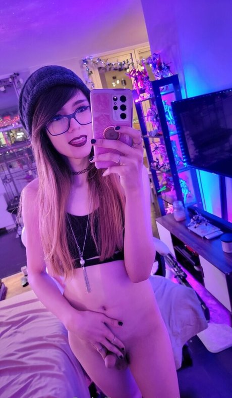 petite bbc onlyfans porn photo