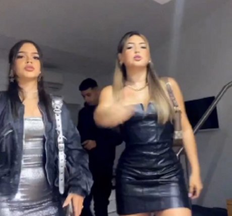 brunette ass onlyfans exclusive pic