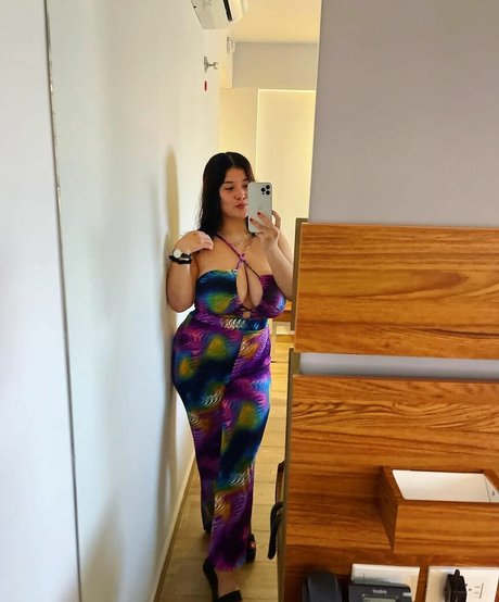 sisters onlyfans sexy nude pictures