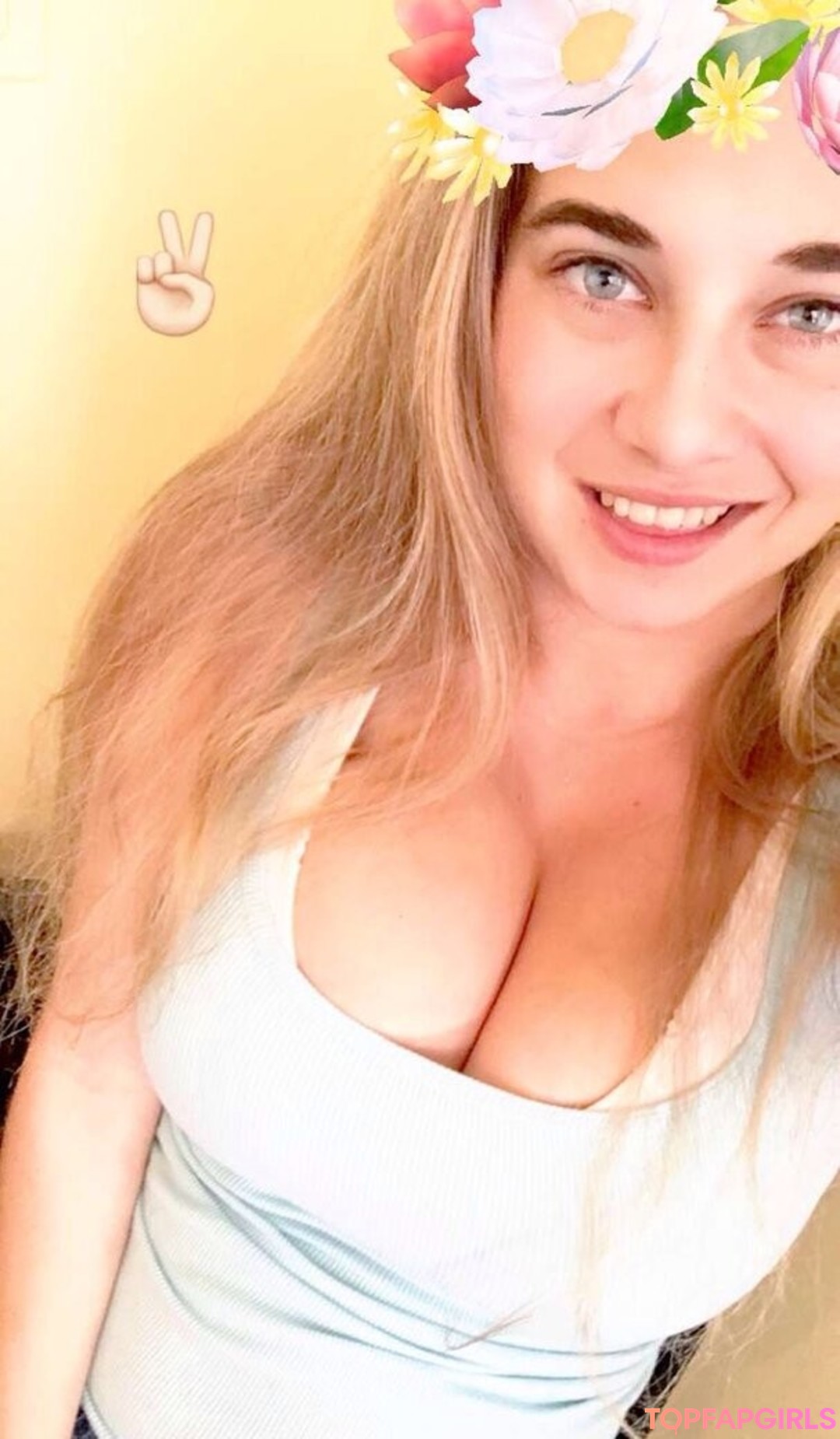Schuyler Thornton star pretty pics