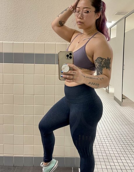 Stella Chung exclusive pornstar images