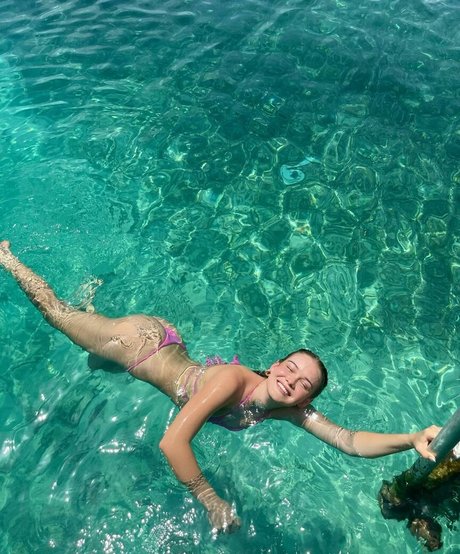 Faith Schroder profile image