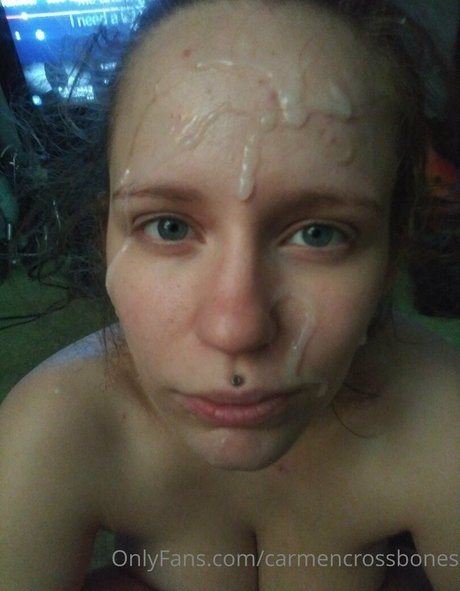 lilithcrossbones xxx model image