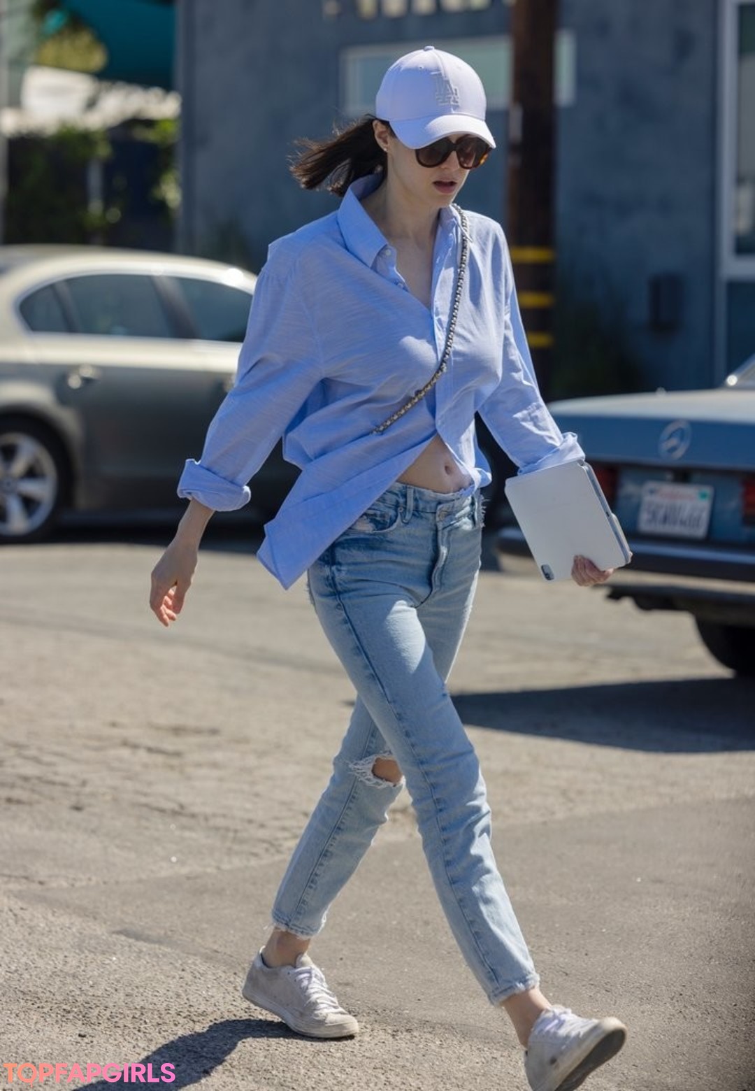 Alexandra Daddario beautiful star archive