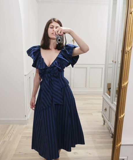 Alexandra Daddario model high quality photo