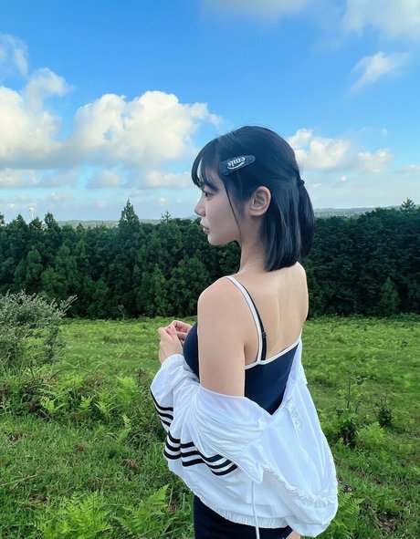 goodnightyui erotic actress pic